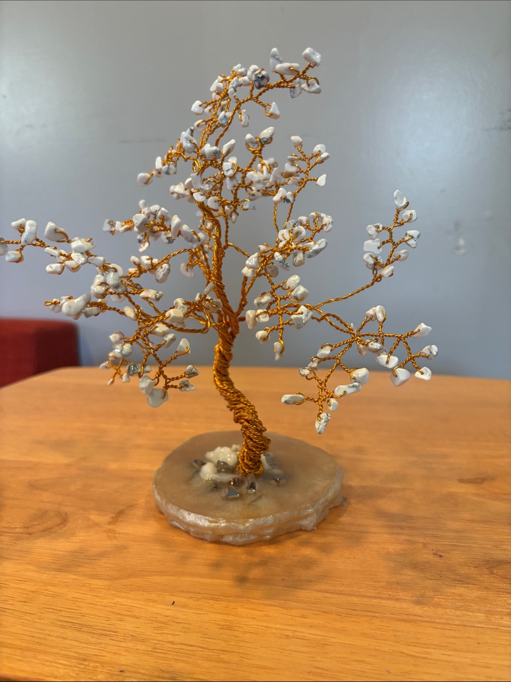Wire Gemstone Tree Sculpture — Gold Wire with White Stone Chips